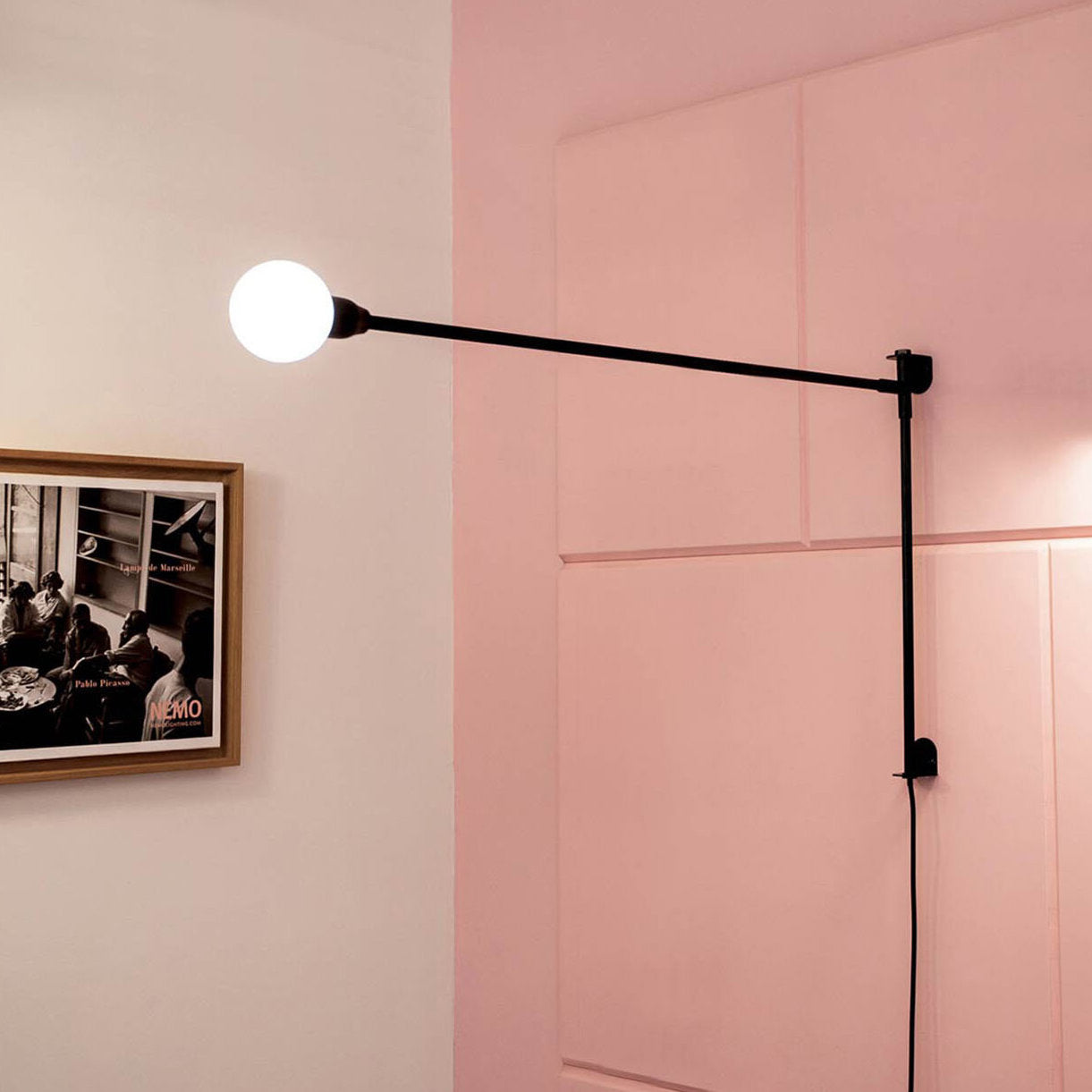 Potence Pivotante Mini 壁燈