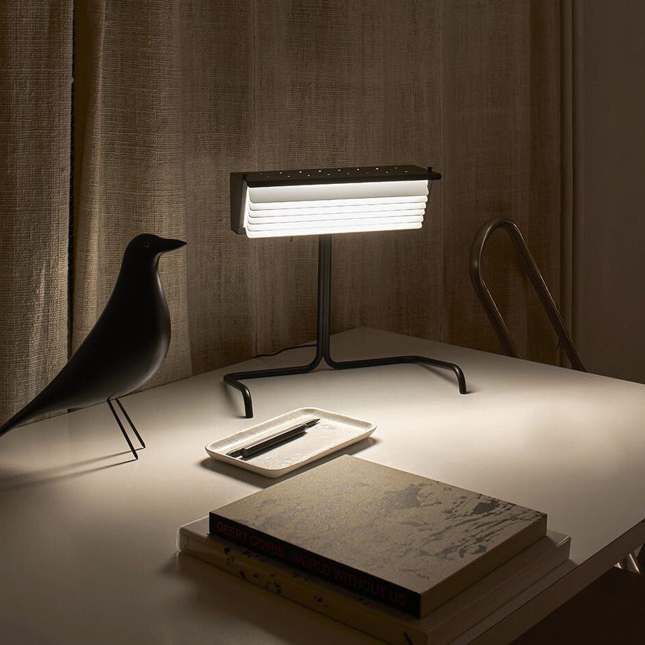 Biny Table 桌燈