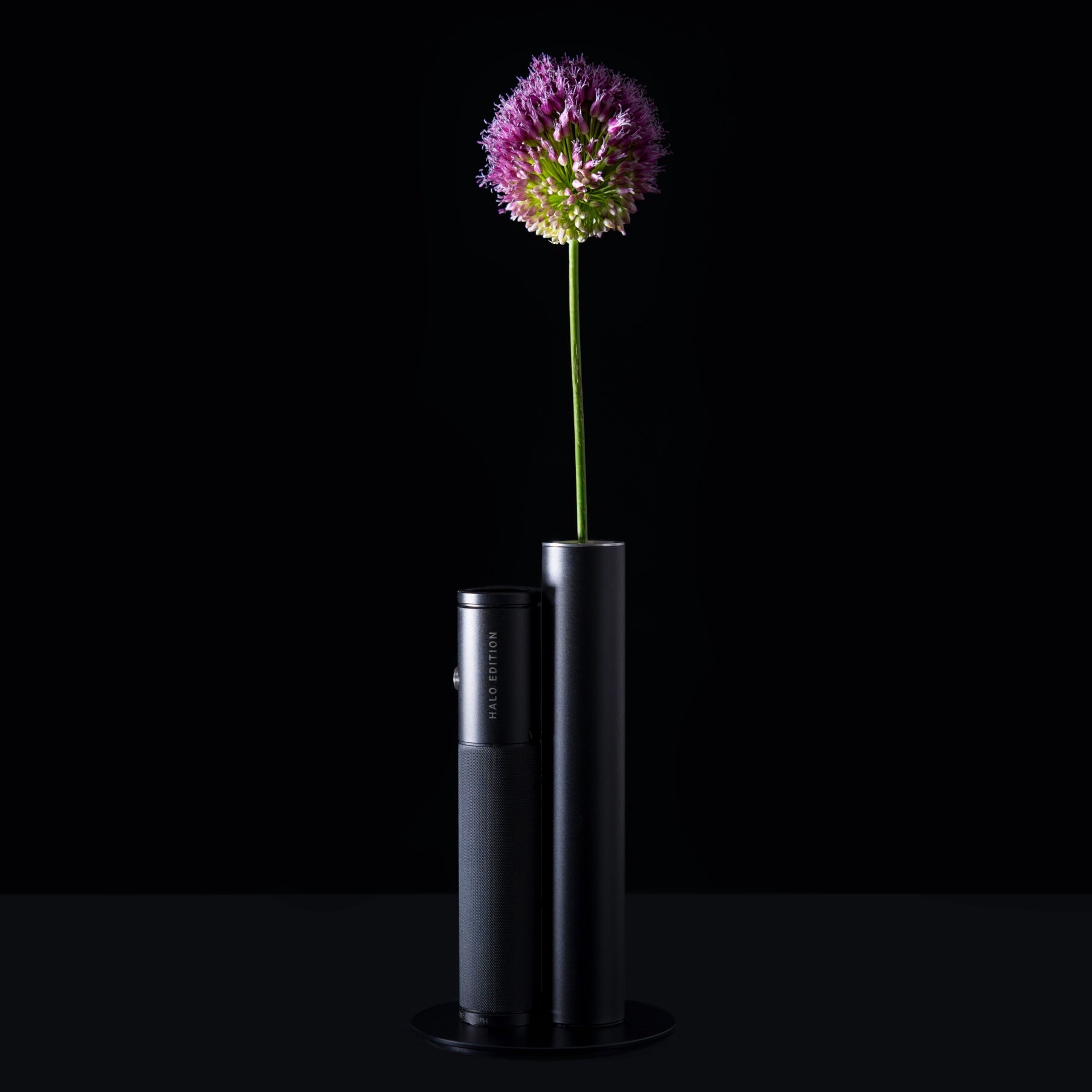 Halo Mag Bloom 桌燈